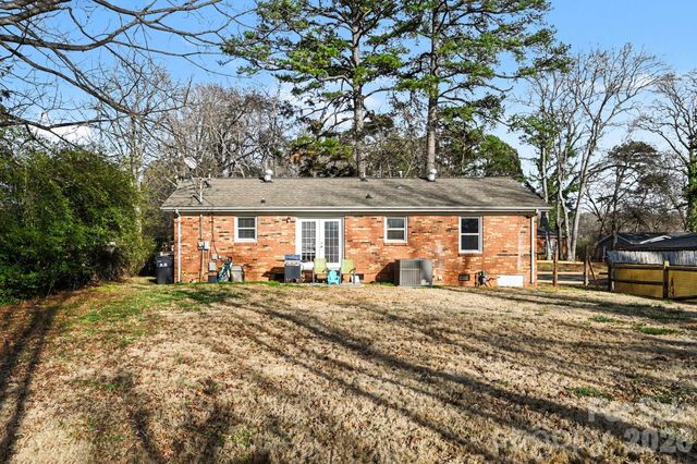 537 Kentbrook Drive, Charlotte, NC 28213