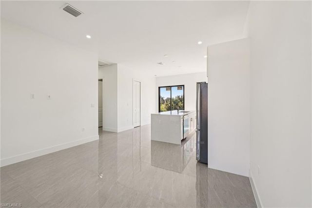 4402 E 19th ST, Lehigh Acres, FL 33972