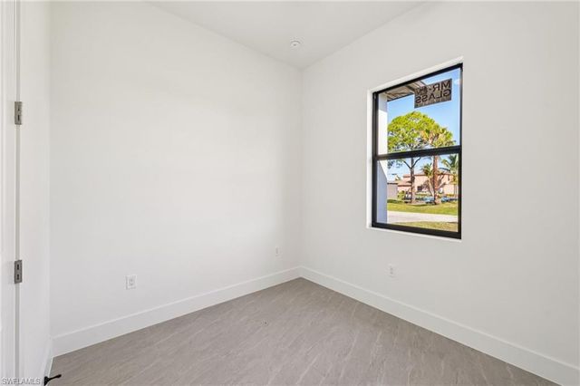 4402 E 19th ST, Lehigh Acres, FL 33972