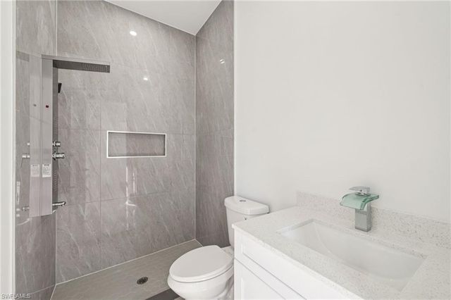 4402 E 19th ST, Lehigh Acres, FL 33972