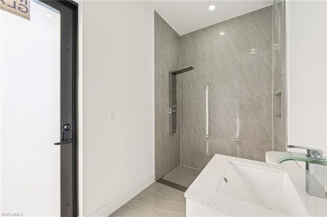 4402 E 19th ST, Lehigh Acres, FL 33972