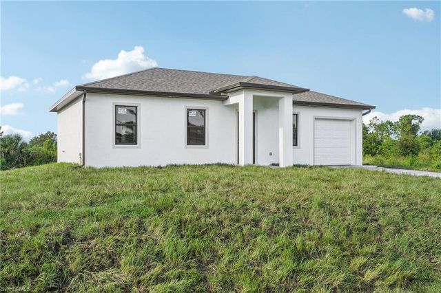 4402 E 19th ST, Lehigh Acres, FL 33972