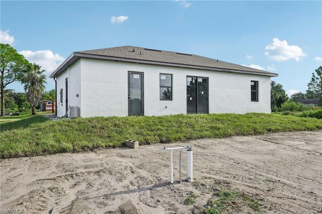 4402 E 19th ST, Lehigh Acres, FL 33972