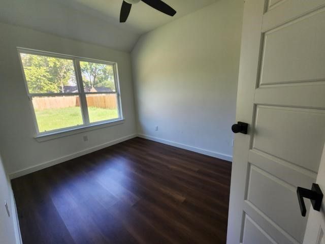 562 Jonelle Street, Dallas, TX 75217