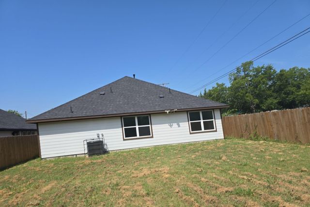 562 Jonelle Street, Dallas, TX 75217