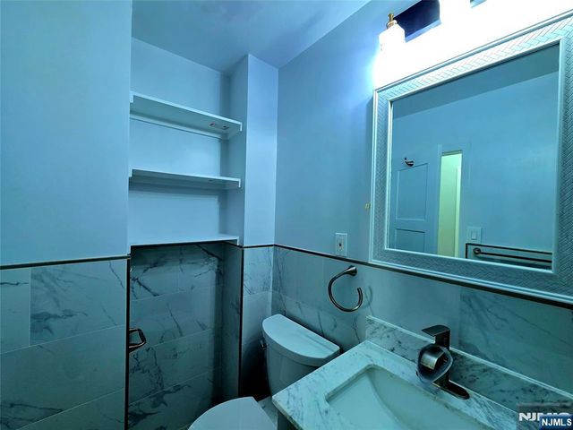 6600 Boulevard East 18K, West New York, NJ 07093