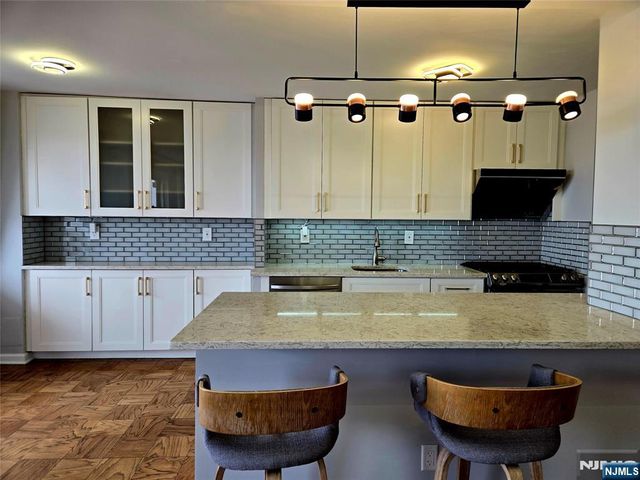 6600 Boulevard East 18K, West New York, NJ 07093