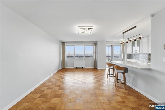 6600 Boulevard East 18K, West New York, NJ 07093
