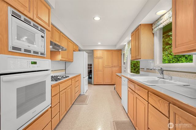 5340 Evergreen Drive, Bellingham, WA 98226