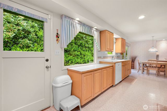 5340 Evergreen Drive, Bellingham, WA 98226