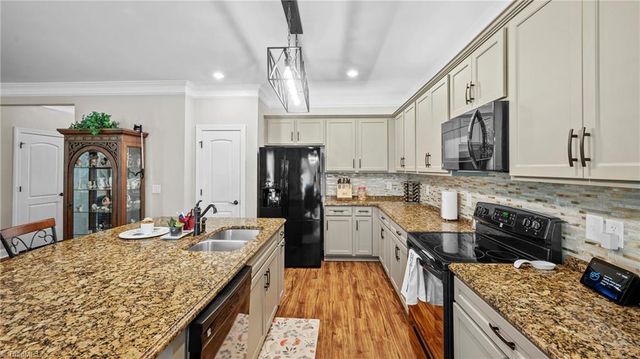 3159 Perrin Drive, Haw River, NC 27258