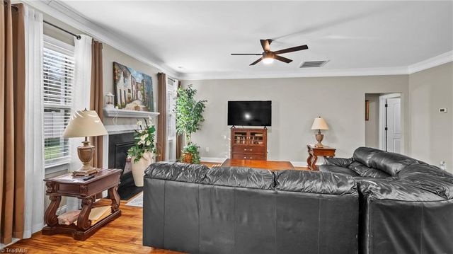 3159 Perrin Drive, Haw River, NC 27258