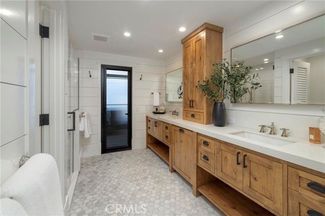 5903 E Corso Di Napoli, Long Beach, CA 90803