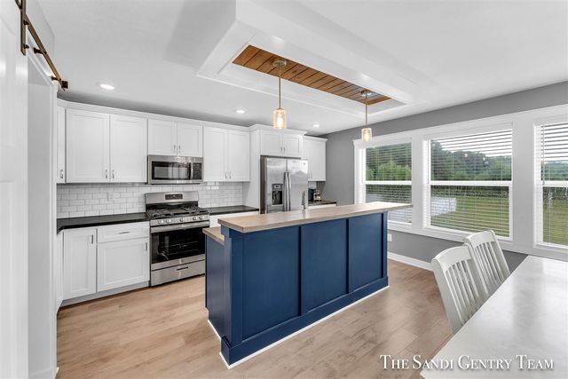 14708 Leonard Road, Spring Lake, MI 49456