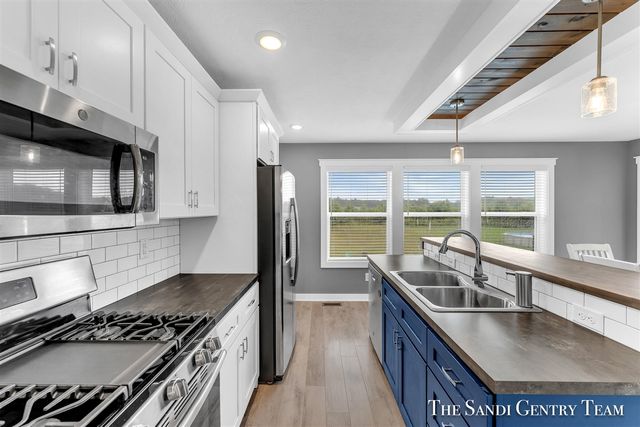 14708 Leonard Road, Spring Lake, MI 49456