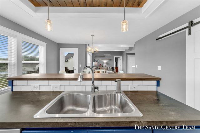 14708 Leonard Road, Spring Lake, MI 49456