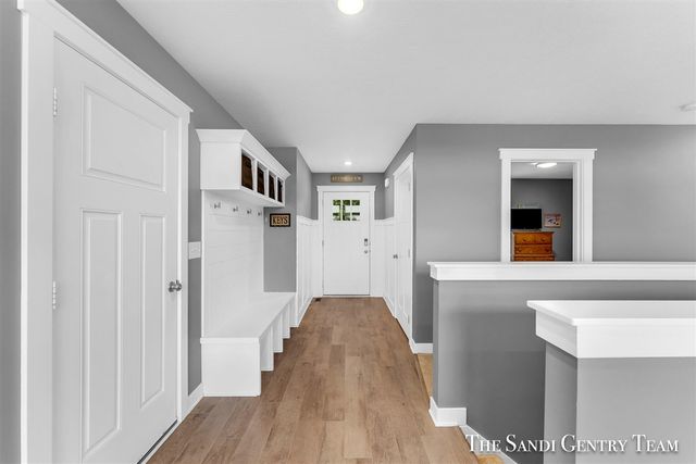 14708 Leonard Road, Spring Lake, MI 49456