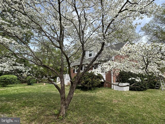 124 CHESTNUT AVE, Washington Grove, MD 20880