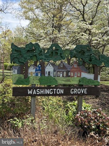124 CHESTNUT AVE, Washington Grove, MD 20880