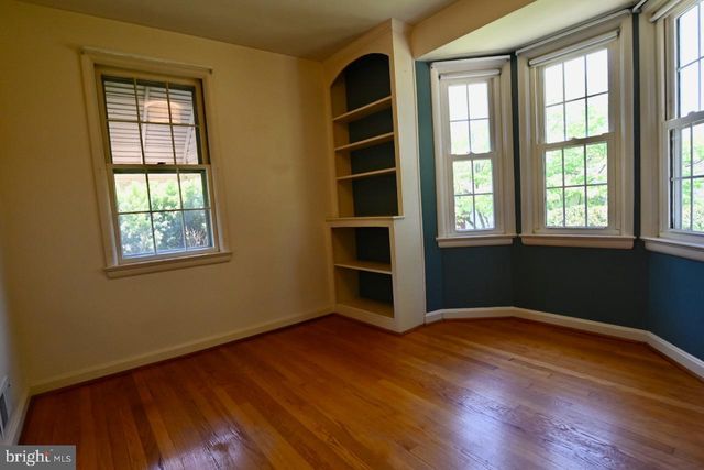 124 CHESTNUT AVE, Washington Grove, MD 20880