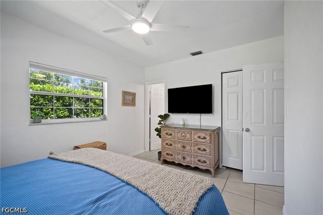 273 Porter ST, Naples, FL 34113