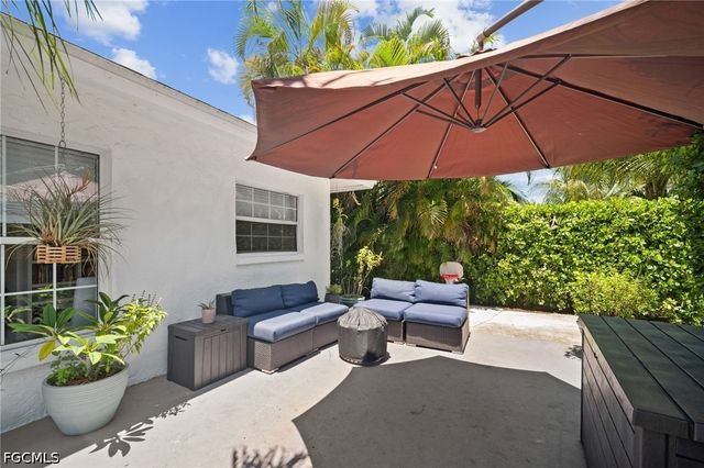 273 Porter ST, Naples, FL 34113