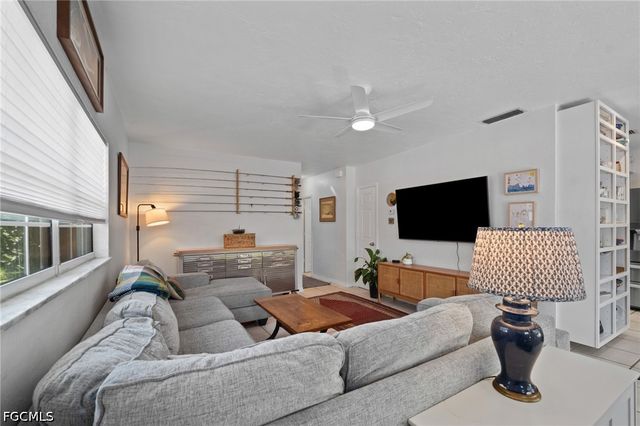 273 Porter ST, Naples, FL 34113