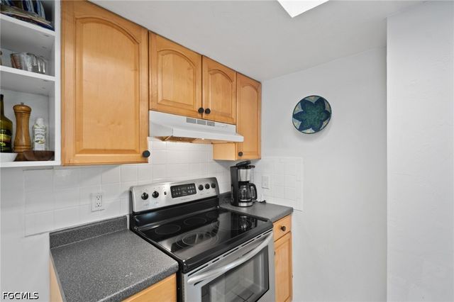 273 Porter ST, Naples, FL 34113