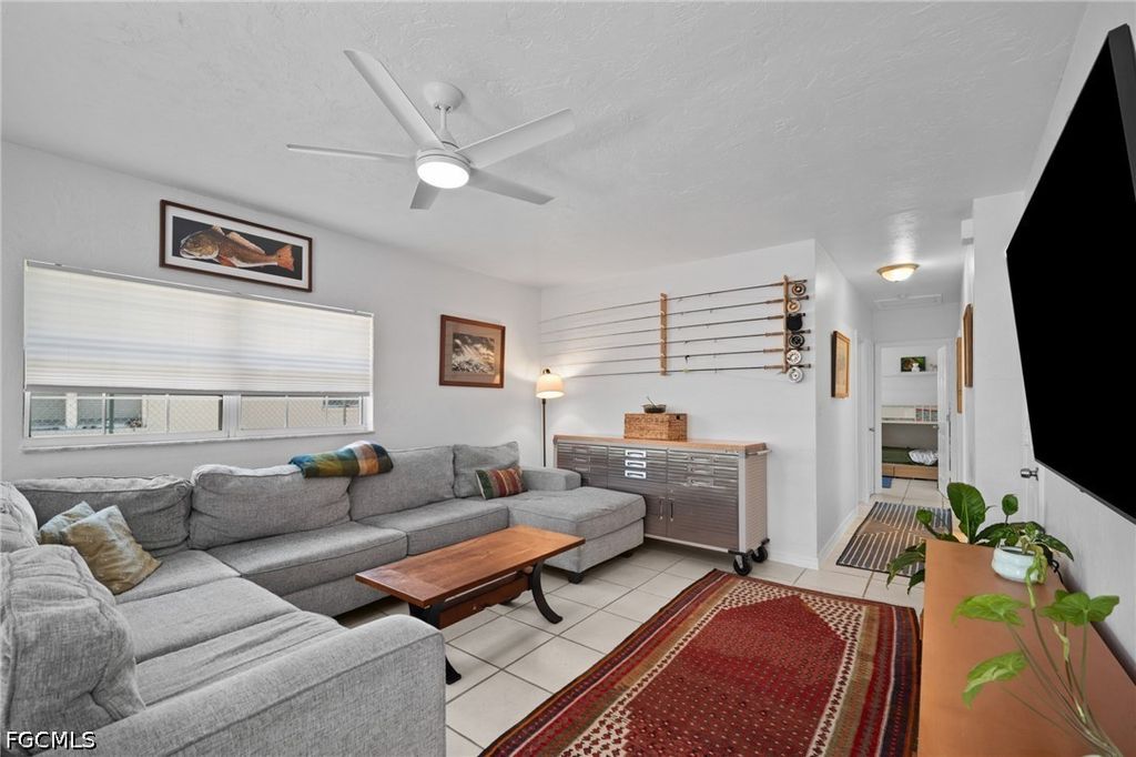 273 Porter ST, Naples, FL 34113