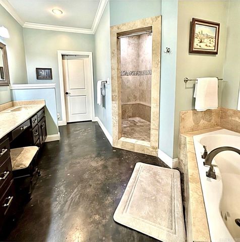 4920 Winged Foot Lane, Jonesboro, AR 72405