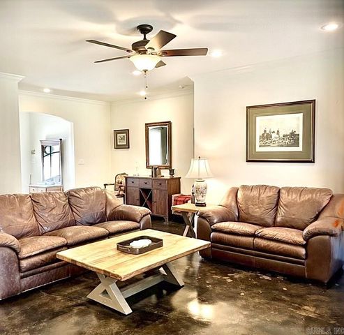 4920 Winged Foot Lane, Jonesboro, AR 72405