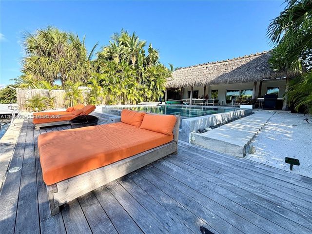 661 86th Street, Miami Beach, FL 33141