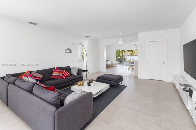 661 86th Street, Miami Beach, FL 33141