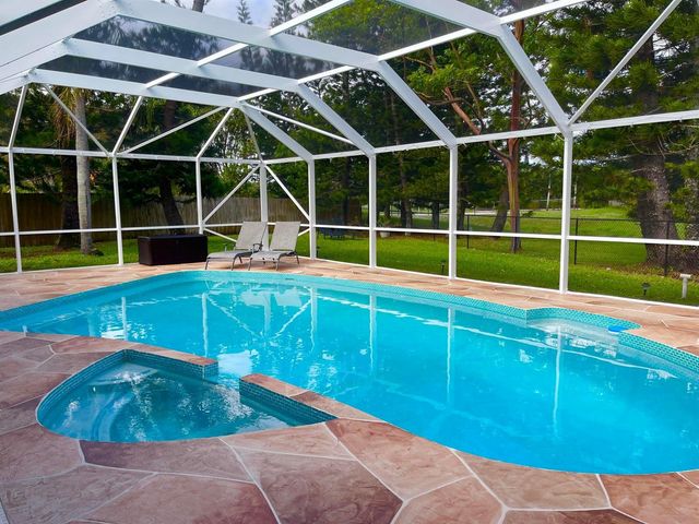1799 Shower Tree Way, Wellington, FL 33414