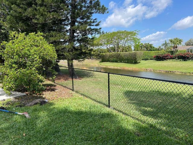 1799 Shower Tree Way, Wellington, FL 33414