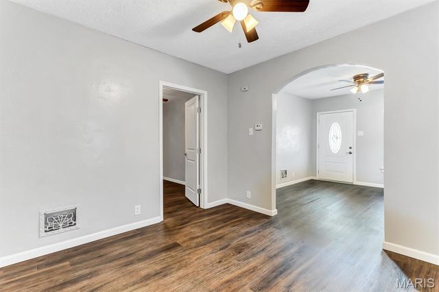 7048 Lansdowne Avenue, St Louis, MO 63109