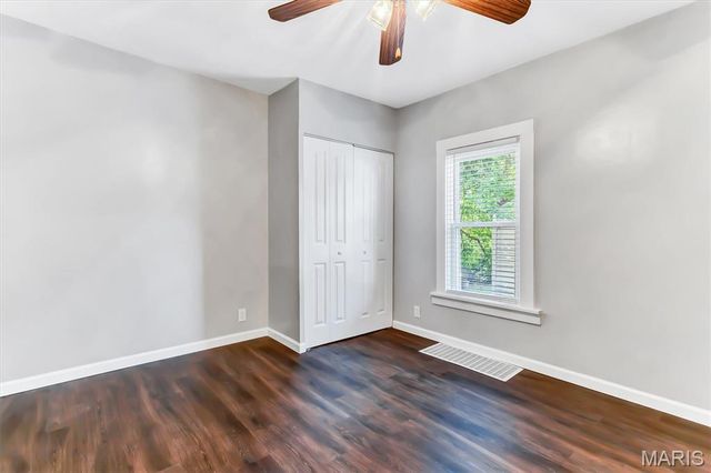 7048 Lansdowne Avenue, St Louis, MO 63109