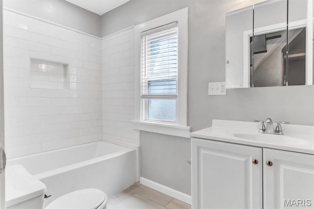 7048 Lansdowne Avenue, St Louis, MO 63109