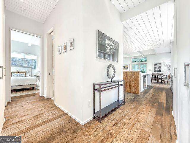 10548 Serenbe Lane, Chattahoochee Hills, GA 30268