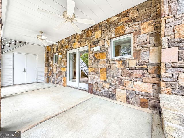 10548 Serenbe Lane, Chattahoochee Hills, GA 30268
