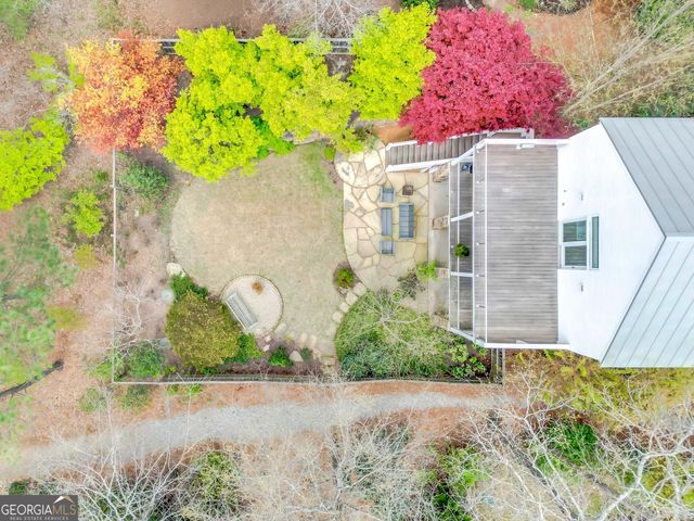 10548 Serenbe Lane, Chattahoochee Hills, GA 30268