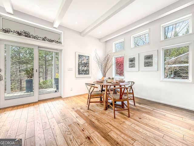 10548 Serenbe Lane, Chattahoochee Hills, GA 30268