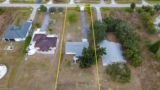 3340 35th AVE NE, Naples, FL 34120