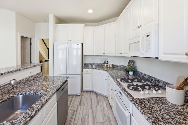 2139 N PIERCE CT, Arlington, VA 22209