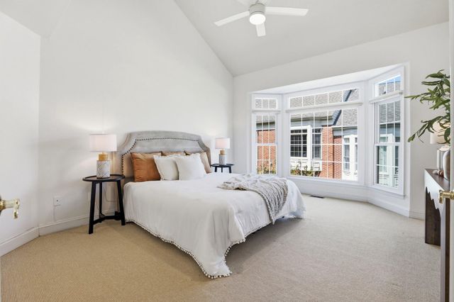 2139 N PIERCE CT, Arlington, VA 22209