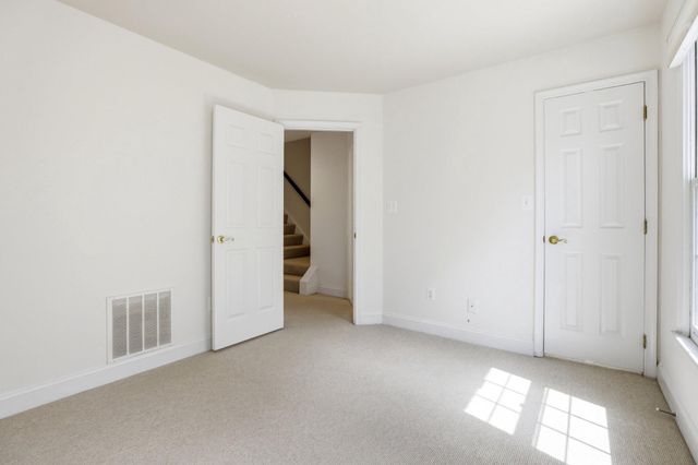 2139 N PIERCE CT, Arlington, VA 22209