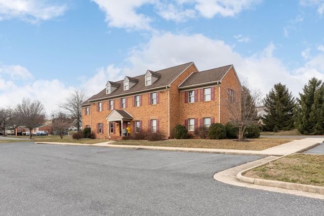 1600 COMMERCE RD, Verona, VA 24482