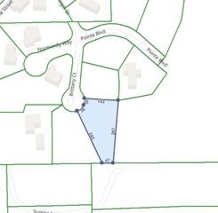 Brittany Court, Middlebury, IN 46540