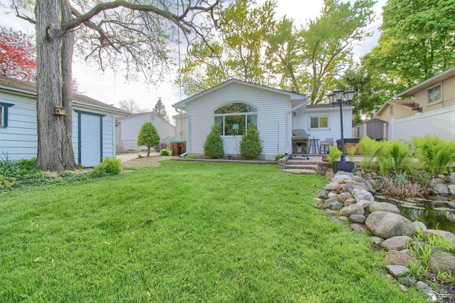 31577 Lafler Drive, Rockwood, MI 48173