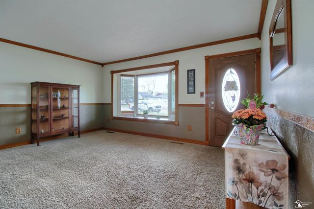 31577 Lafler Drive, Rockwood, MI 48173